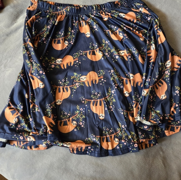 Navy blue sloth mini skirt - Picture 5 of 9